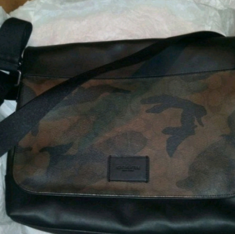 Coach Messenger Bag